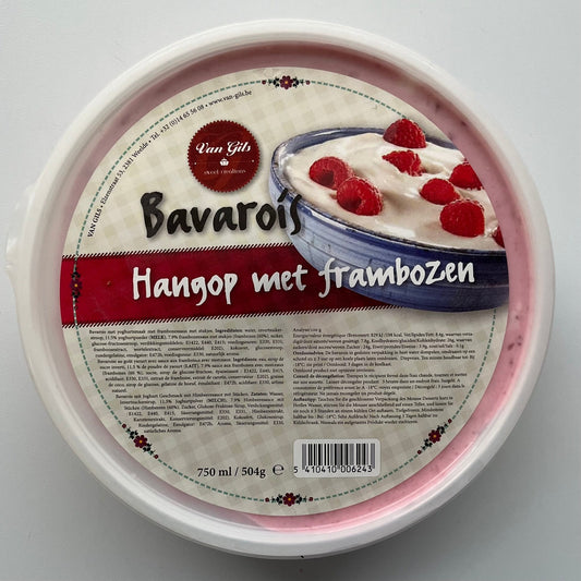 Hangop met frambozen bavarois